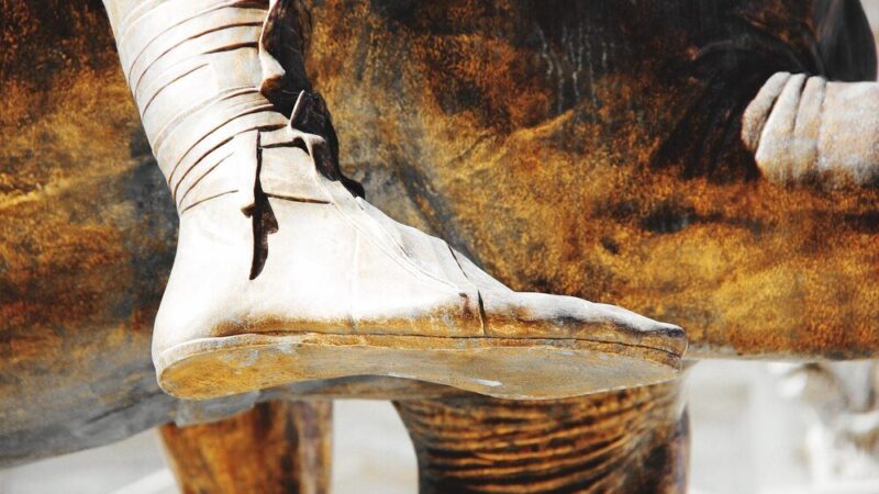 Fibule w kulturze słowiańskiej i rzymskiej – historia i znaczenie